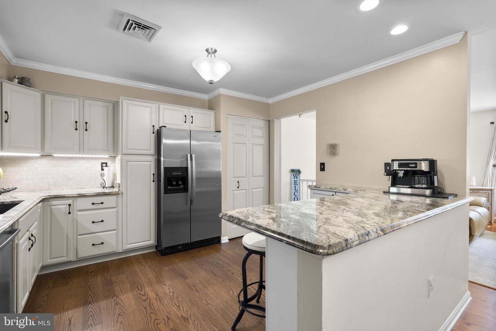 5140 Perry Road Mount Airy, MD 21771 - Photo 11 of 55 Modern kitchen with elegant finishes.