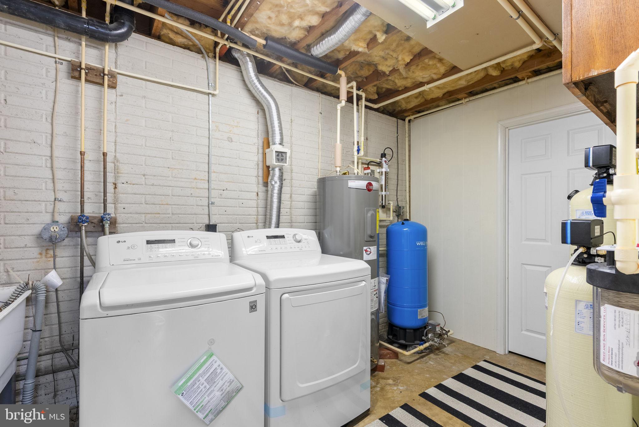 5140 Perry Road Mount Airy, MD 21771 - Photo 36 of 55 Functional laundry space with utilities.