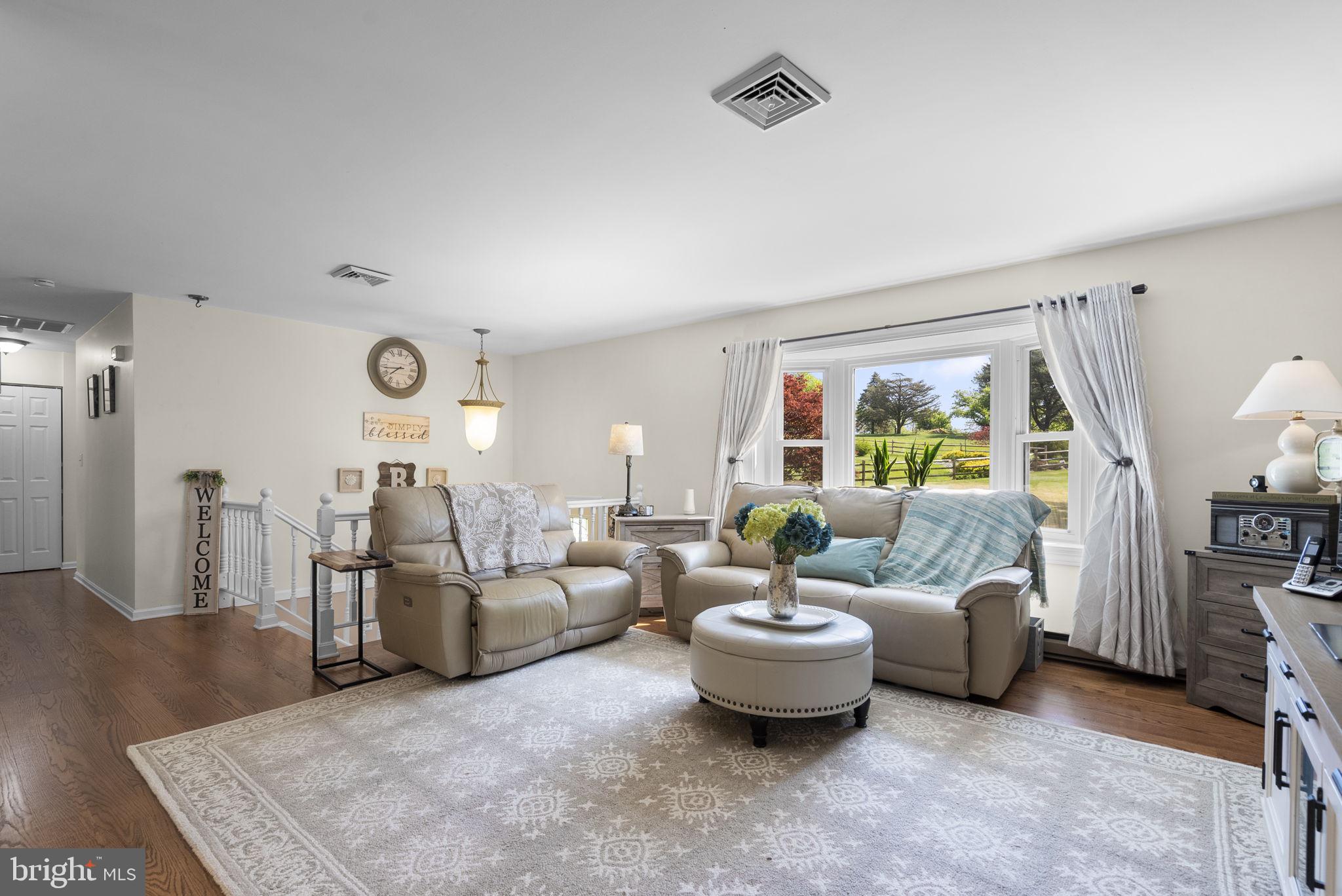 5140 Perry Road Mount Airy, MD 21771 - Photo 7 of 55 Bright and inviting living space.