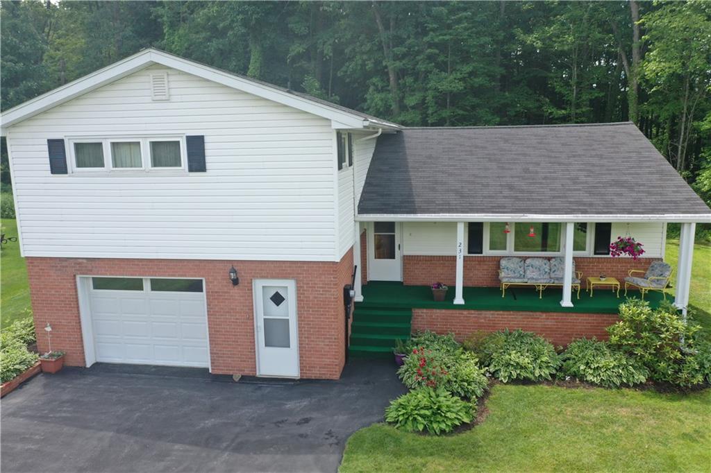 231 Stepping Stone Road Somerset, PA 15501 - Photo 2 of 25 Gallery Image 2