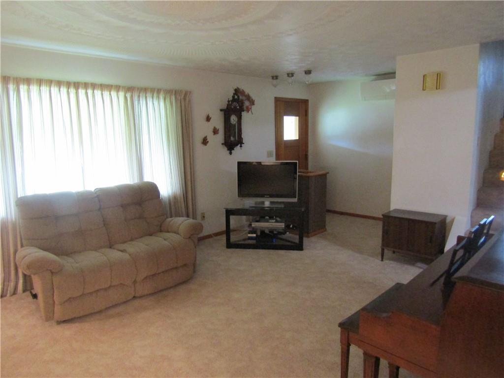 231 Stepping Stone Road Somerset, PA 15501 - Photo 8 of 25 Gallery Image 8