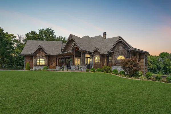 $2,899,000 | 6704 Highway 52 West, Lafayette, TN 37083