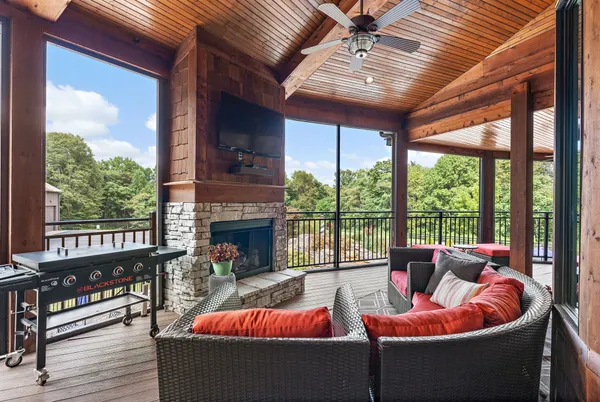 $2,899,000 | 6704 Highway 52 West, Lafayette, TN 37083