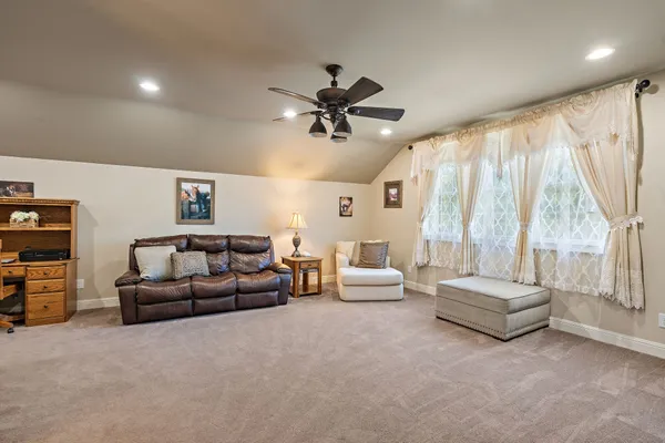 $2,899,000 | 6704 Highway 52 West, Lafayette, TN 37083