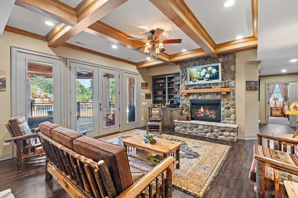 $2,899,000 | 6704 Highway 52 West, Lafayette, TN 37083