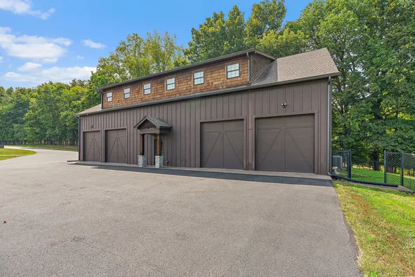 $2,899,000 | 6704 Highway 52 West, Lafayette, TN 37083