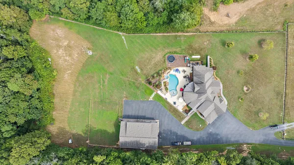 $2,899,000 | 6704 Highway 52 West, Lafayette, TN 37083