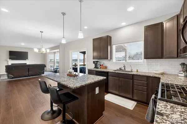 $479,000 | 122 Winter Wheat Trail, Pacific, MO 63069