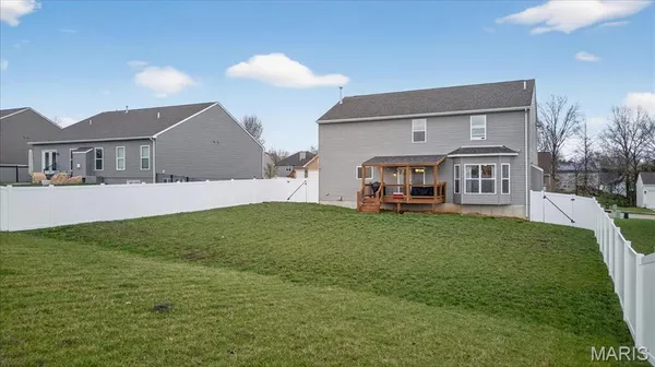 $479,000 | 122 Winter Wheat Trail, Pacific, MO 63069
