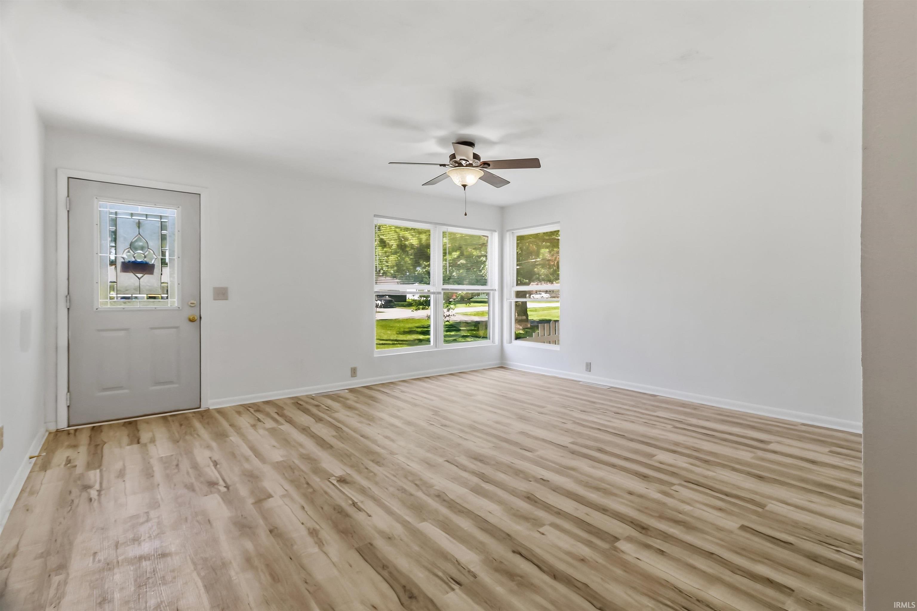 5915 South Delmar Road Marion, IN 46953 - Photo 5 of 29
