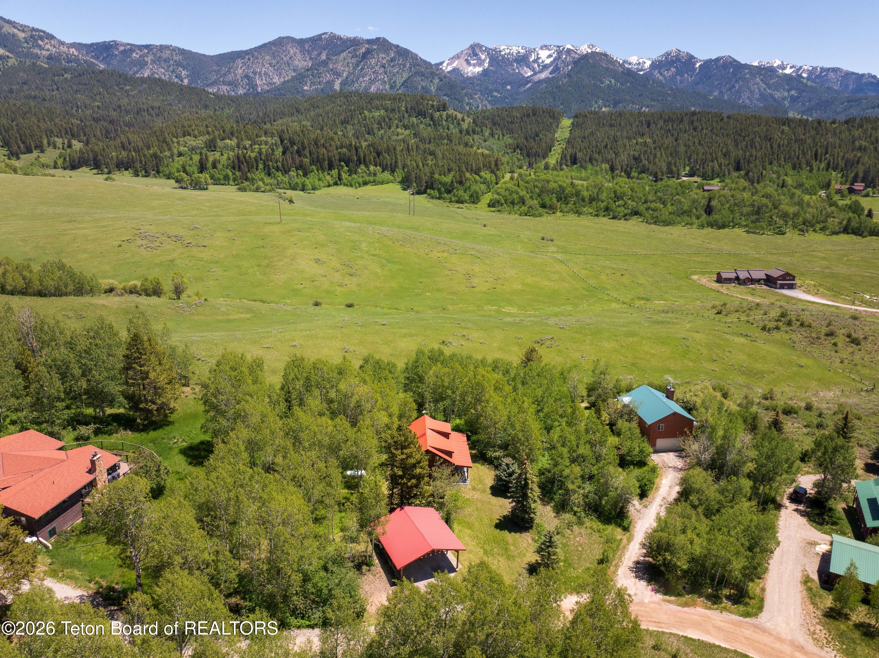 150 Chokecherry Drive Alpine, WY 83128 - Photo 33 of 53 150 Chokecherry_0378_D