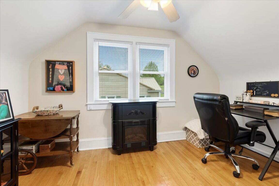 1202 Newbern Road Pulaski, VA 24301 - Photo 21 of 40 23-23