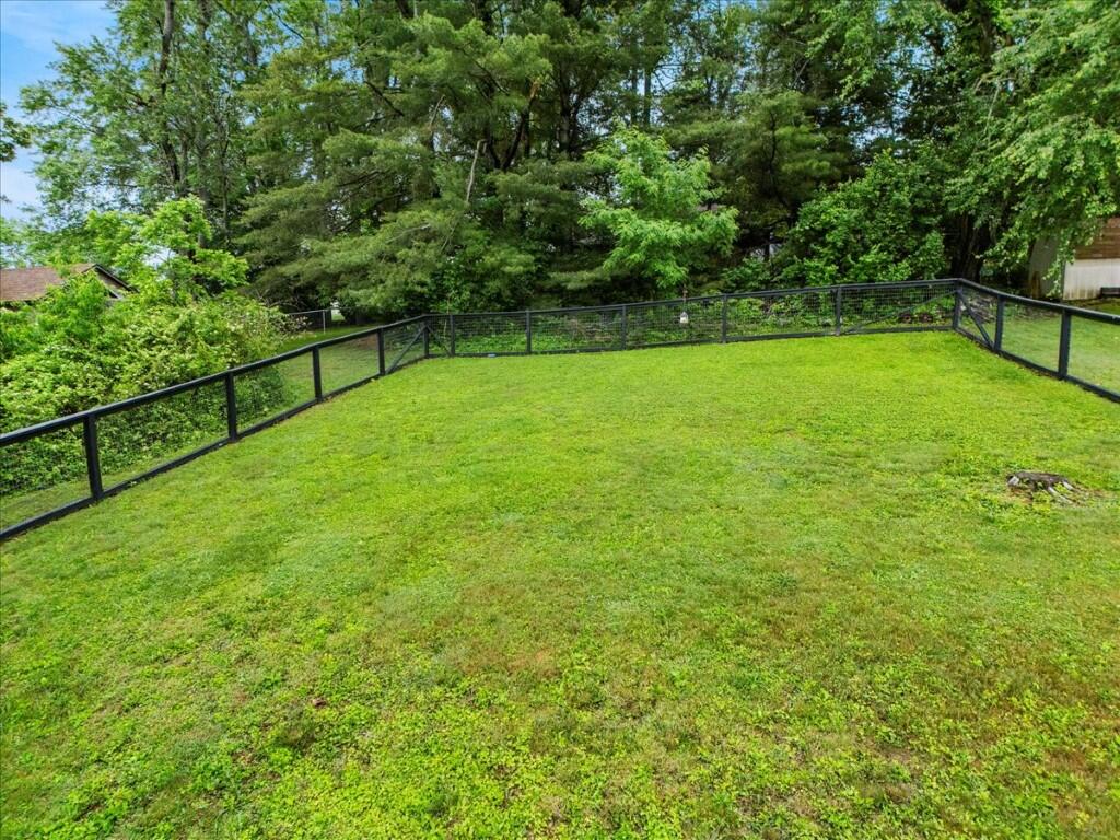 1202 Newbern Road Pulaski, VA 24301 - Photo 32 of 40 37-37