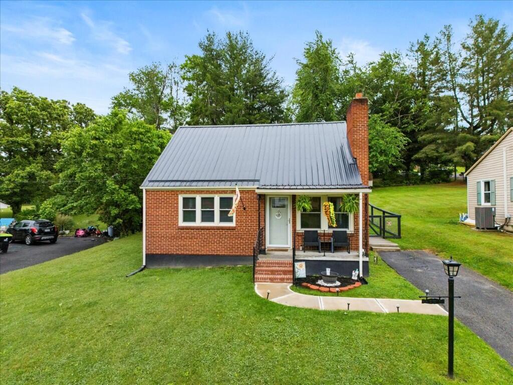 1202 Newbern Road Pulaski, VA 24301 - Photo 39 of 40 05-5