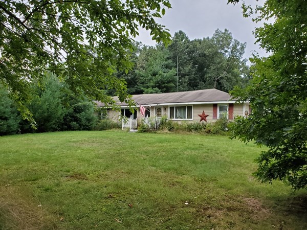 112 Smithville Road Spencer, MA 01562 - Photo 1 of 9 Gallery Image 1
