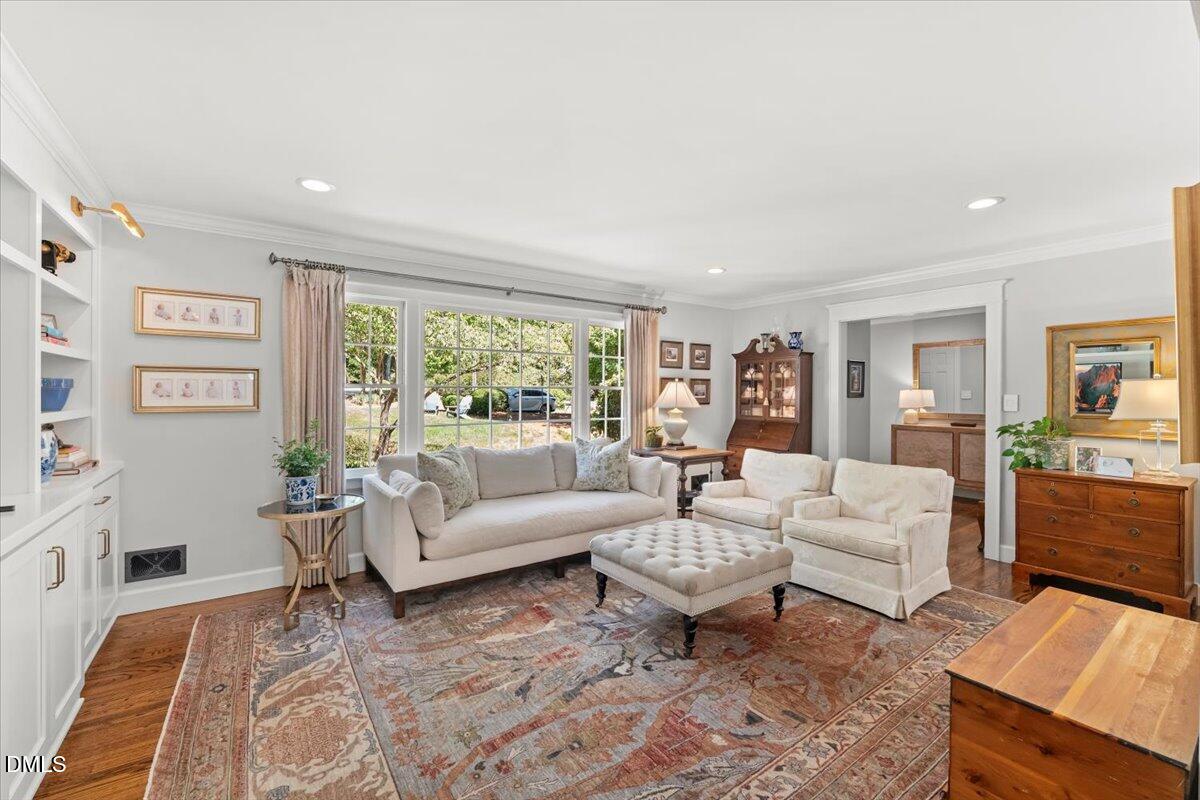 4711 Pamlico Drive Raleigh, NC 27609 - Photo 10 of 47