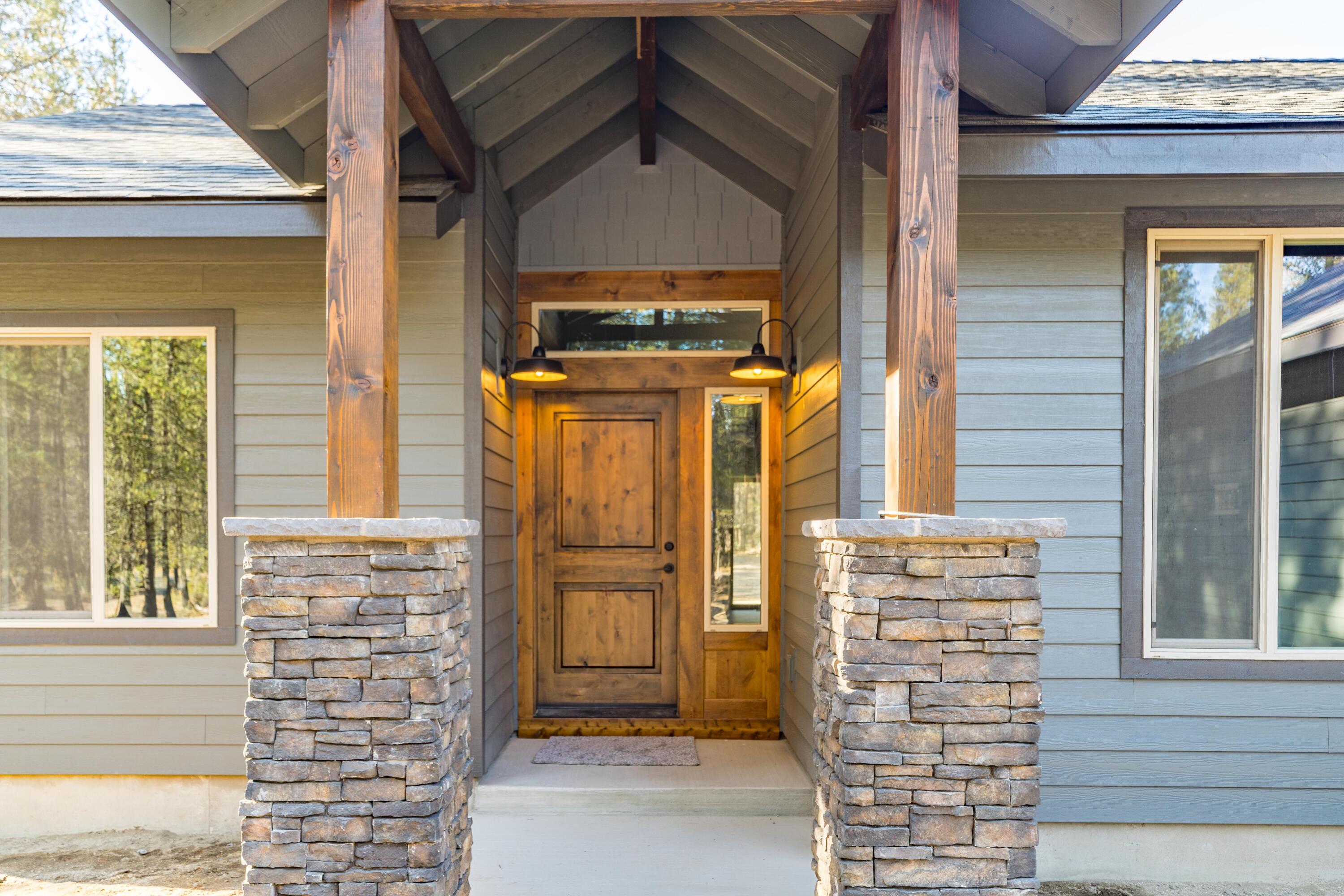 16099 Dyke Road La Pine, OR 97739 - Photo 5 of 37 Dyke entry