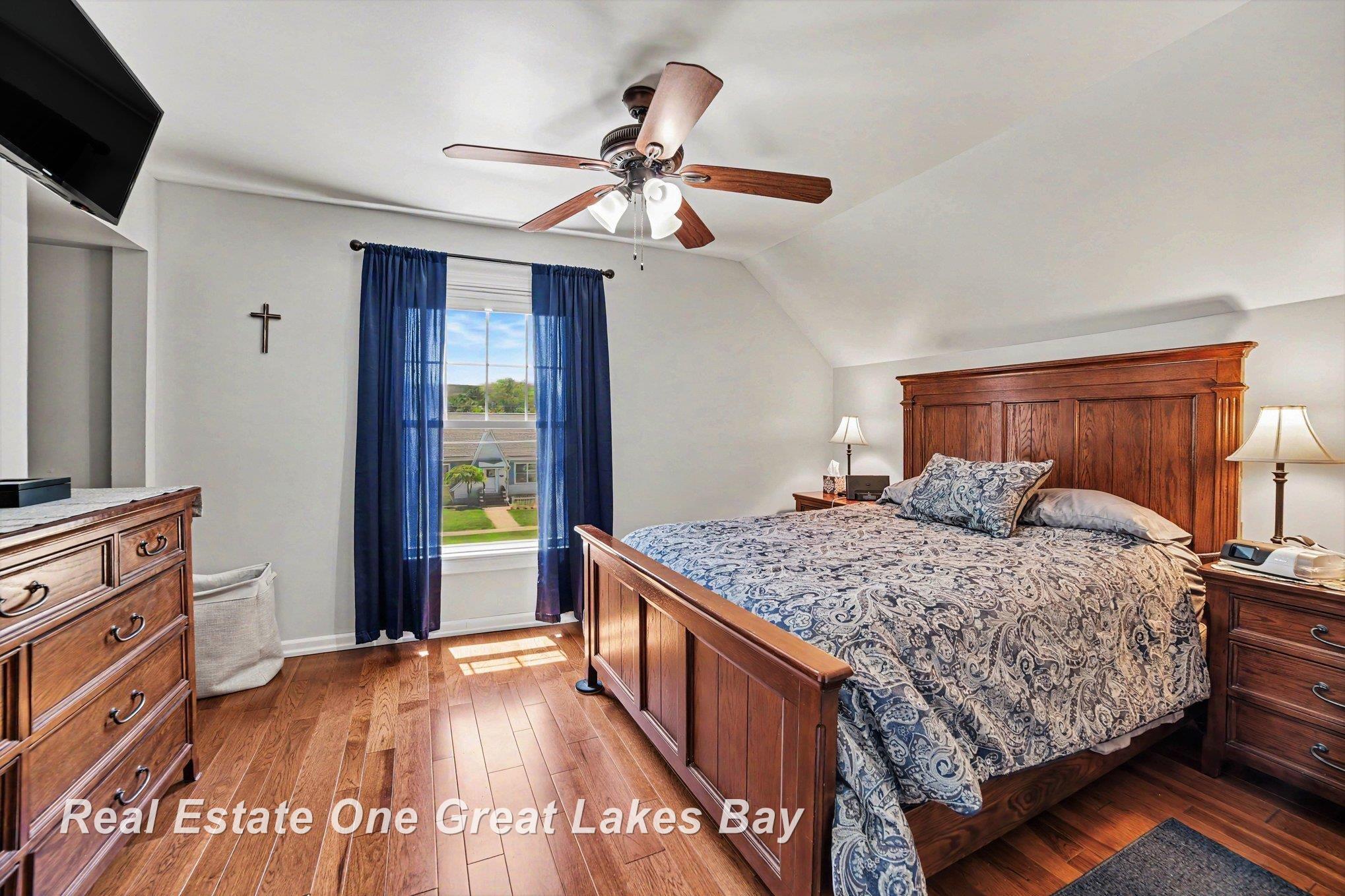 2107 10th Street Bay City, MI 48708 - Photo 12 of 31