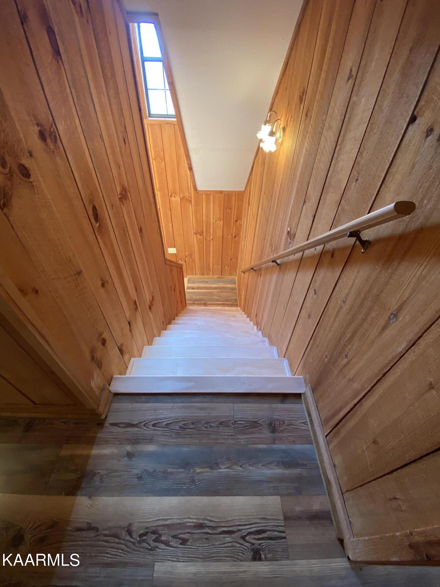 2059 Wicks Way Sevierville, TN 37876 - Photo 29 of 38 IMG-5029