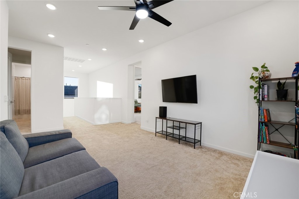 28619 Sunny Ridge Terrace Castaic, CA 91384 - Photo 25 of 60