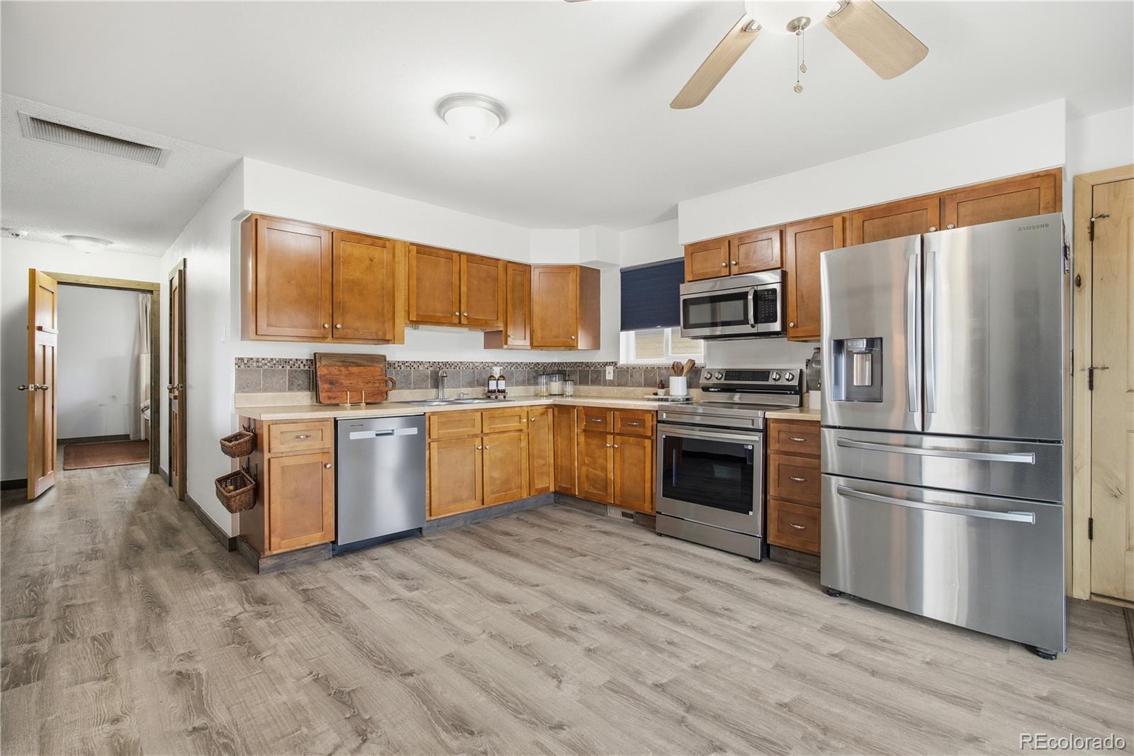 710 4th Street Bennett, CO 80102 - Photo 13 of 35