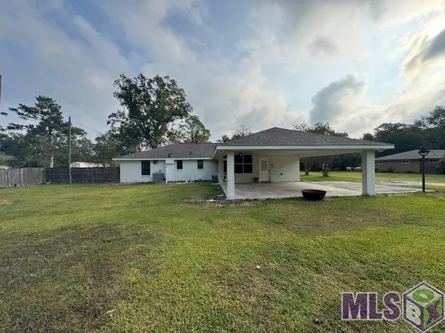 $249,000 | 3331 Highway 1, Napoleonville, LA 70390