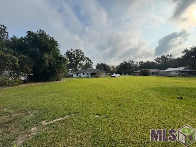 $249,000 | 3331 Highway 1, Napoleonville, LA 70390