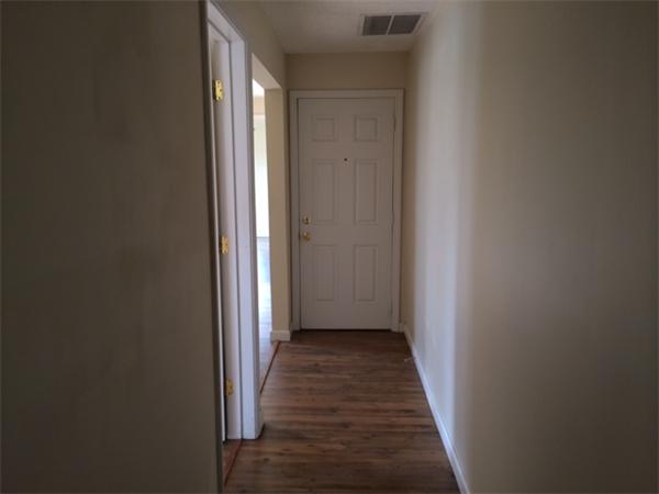 41 Hampden Street Springfield, MA 01151 - Photo 12 of 29