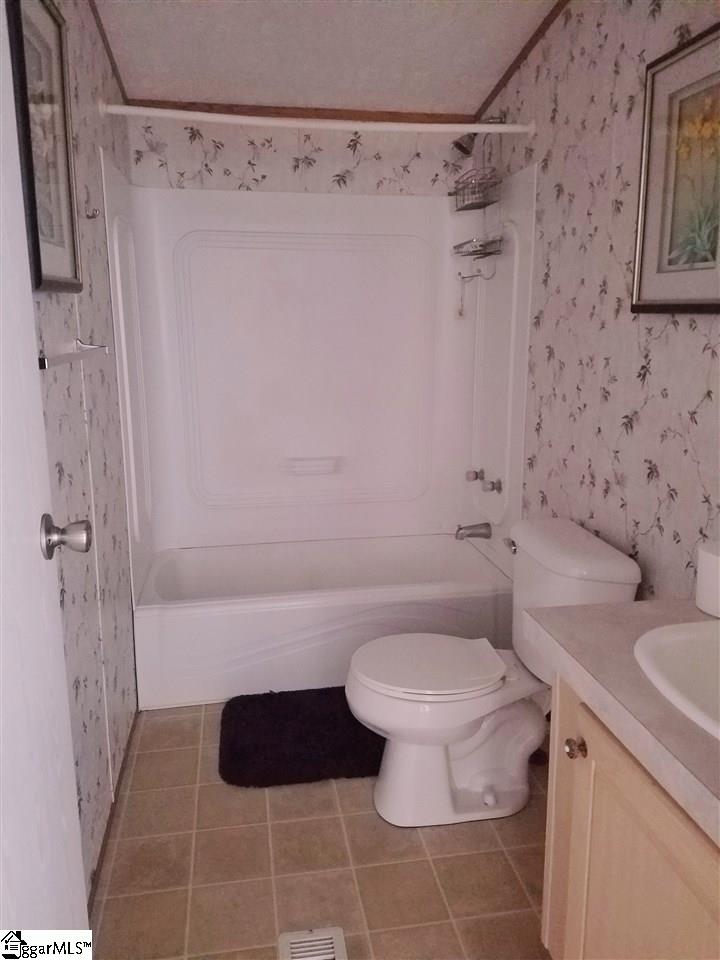 136 Old Power Plant Road Duncan, SC 29334 - Photo 3 of 7 Gallery Image 3
