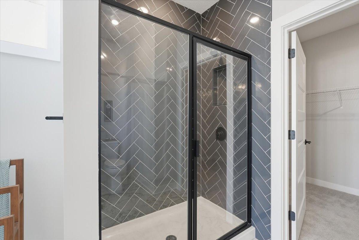 634 Elizabeth Way Hudson, WI 54016 - Photo 15 of 38