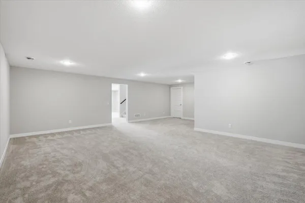 $689,900 | 634 Elizabeth Way, Hudson, WI 54016