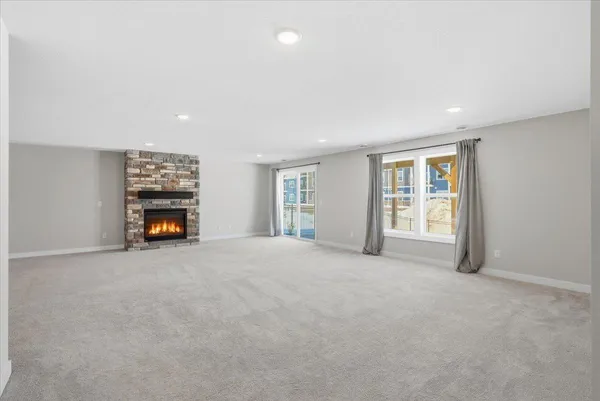 $684,900 | 634 Elizabeth Way, Hudson, WI 54016