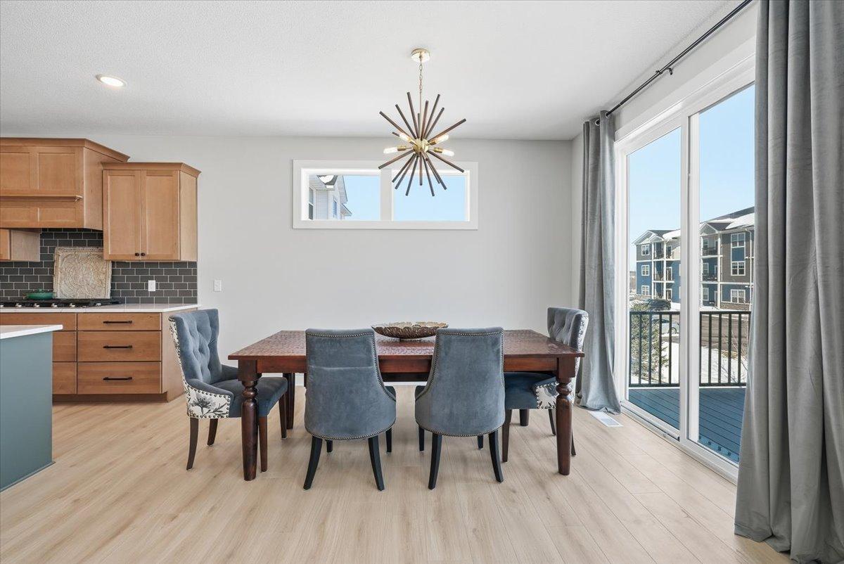 634 Elizabeth Way Hudson, WI 54016 - Photo 6 of 38