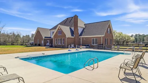 $2,845,000 | 860 Lakebay Road, Vass, NC 28394