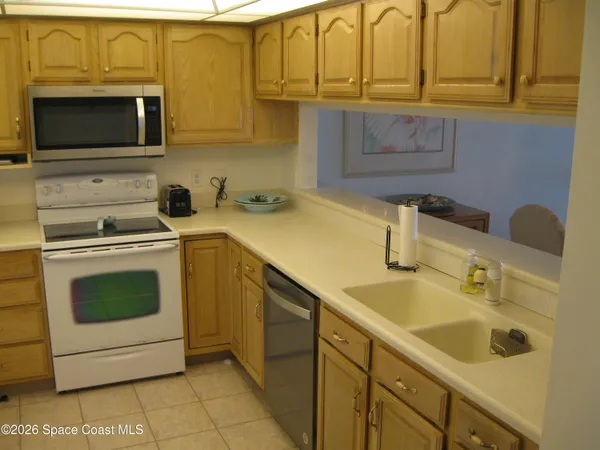 $1,800 | 630 South Brevard Avenue, Unit 1124, Cocoa Beach, FL 32931