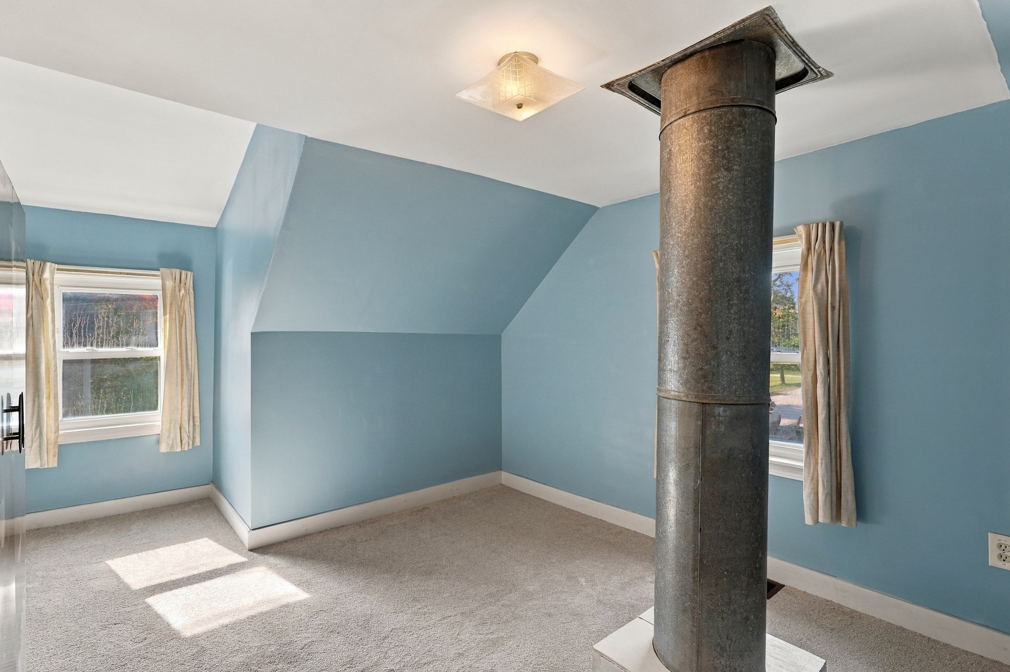 175 Union Street Northbridge, MA 01588 - Photo 23 of 31 Gallery Image 23