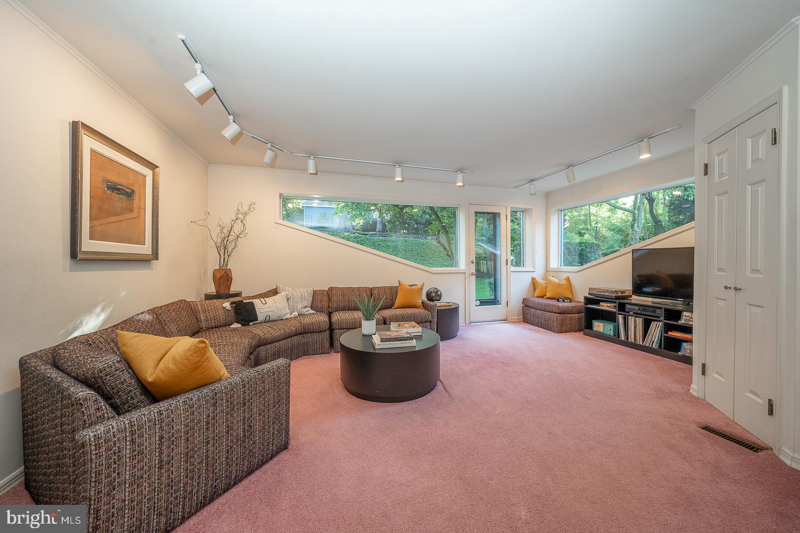 540 Hamilton Road Merion Station, PA 19066 - Photo 8 of 25