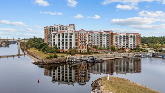 $379,900 | 8121 Amalfi Place, Unit 7605, Myrtle Beach, SC 29572