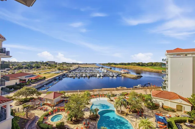 $379,900 | 8121 Amalfi Place, Unit 7605, Myrtle Beach, SC 29572