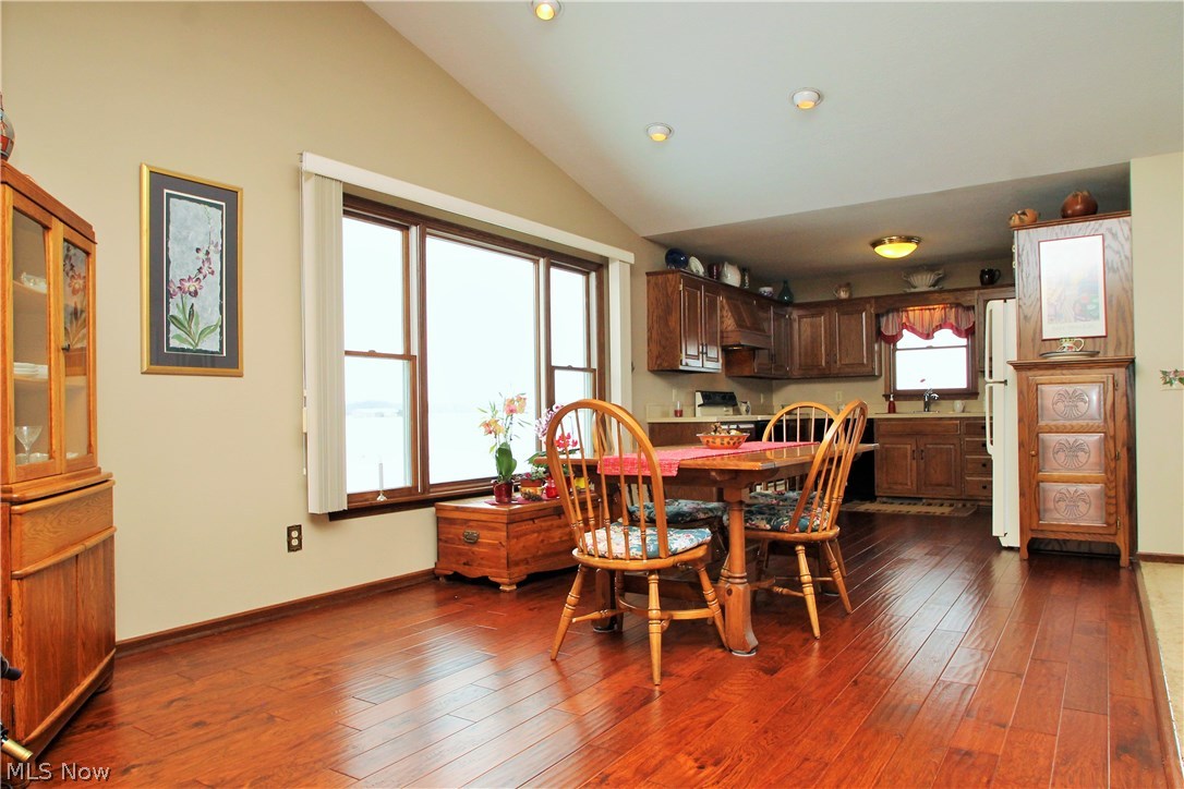 13260 Mayes Road Homerville, OH 44235 - Photo 11 of 26 Gallery Image 11