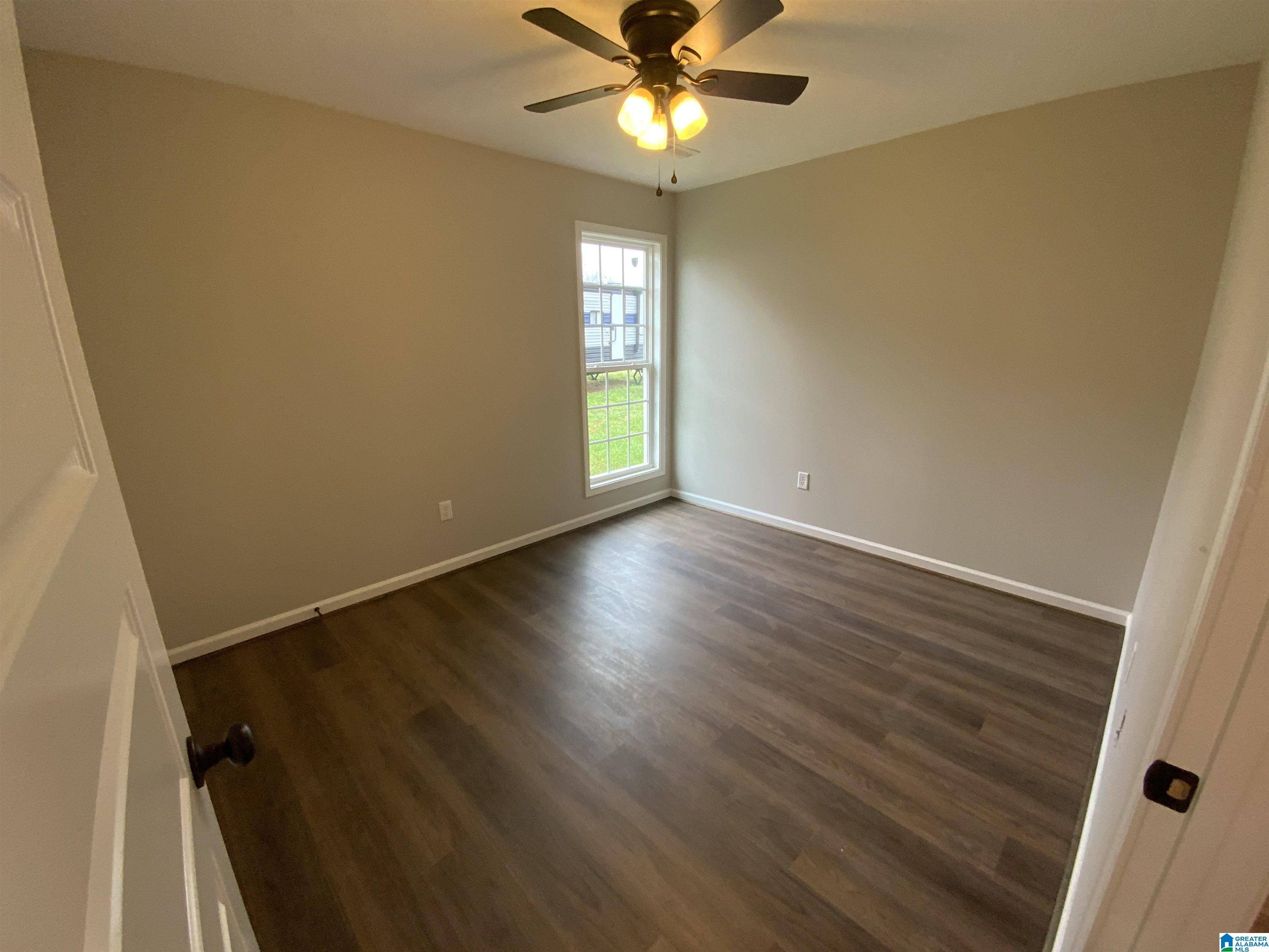 281 Falcon Crest Anniston, AL 36207 - Photo 11 of 17