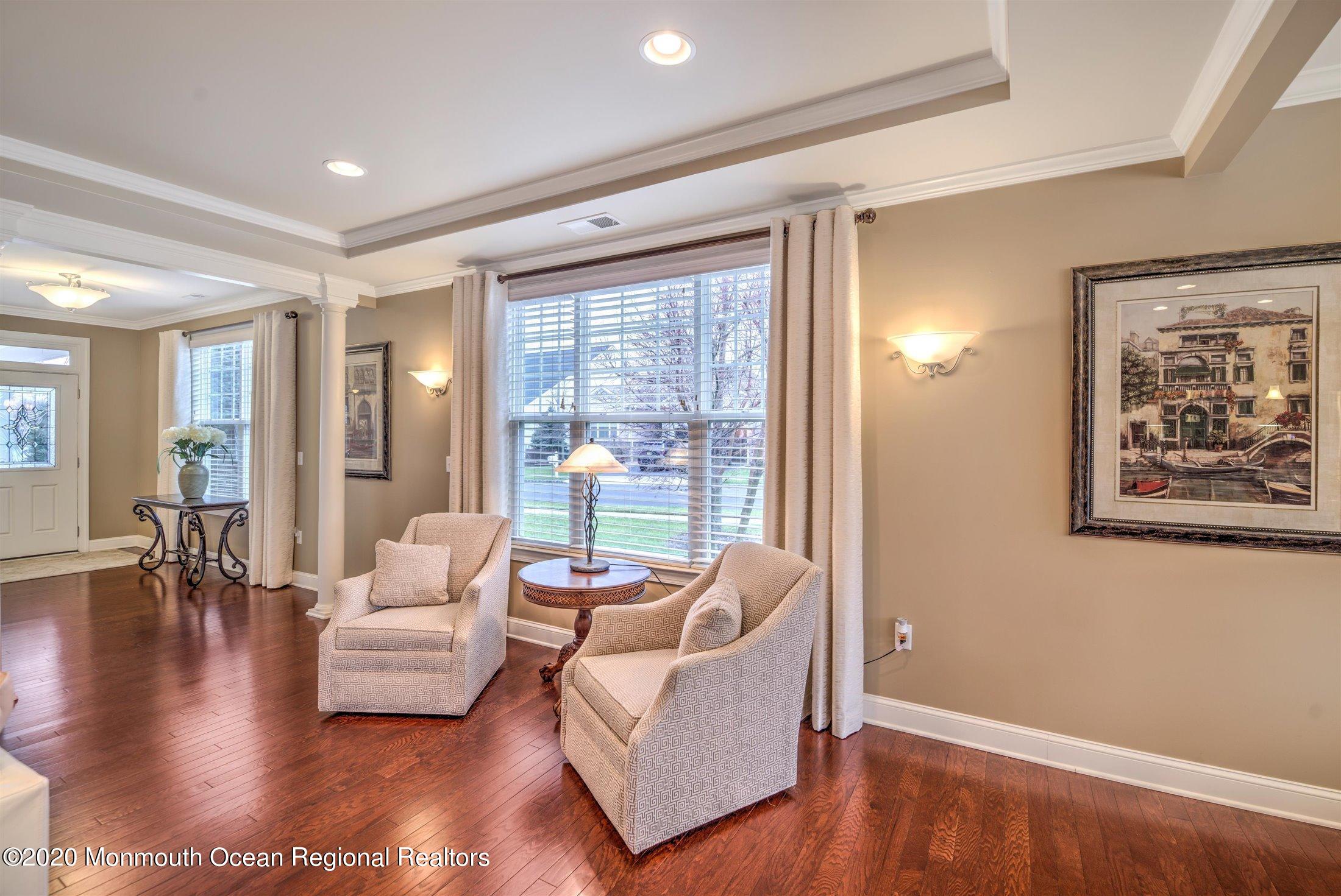 22 Day Star Road Manalapan, NJ 07726 - Photo 11 of 66 LIVING ROOM