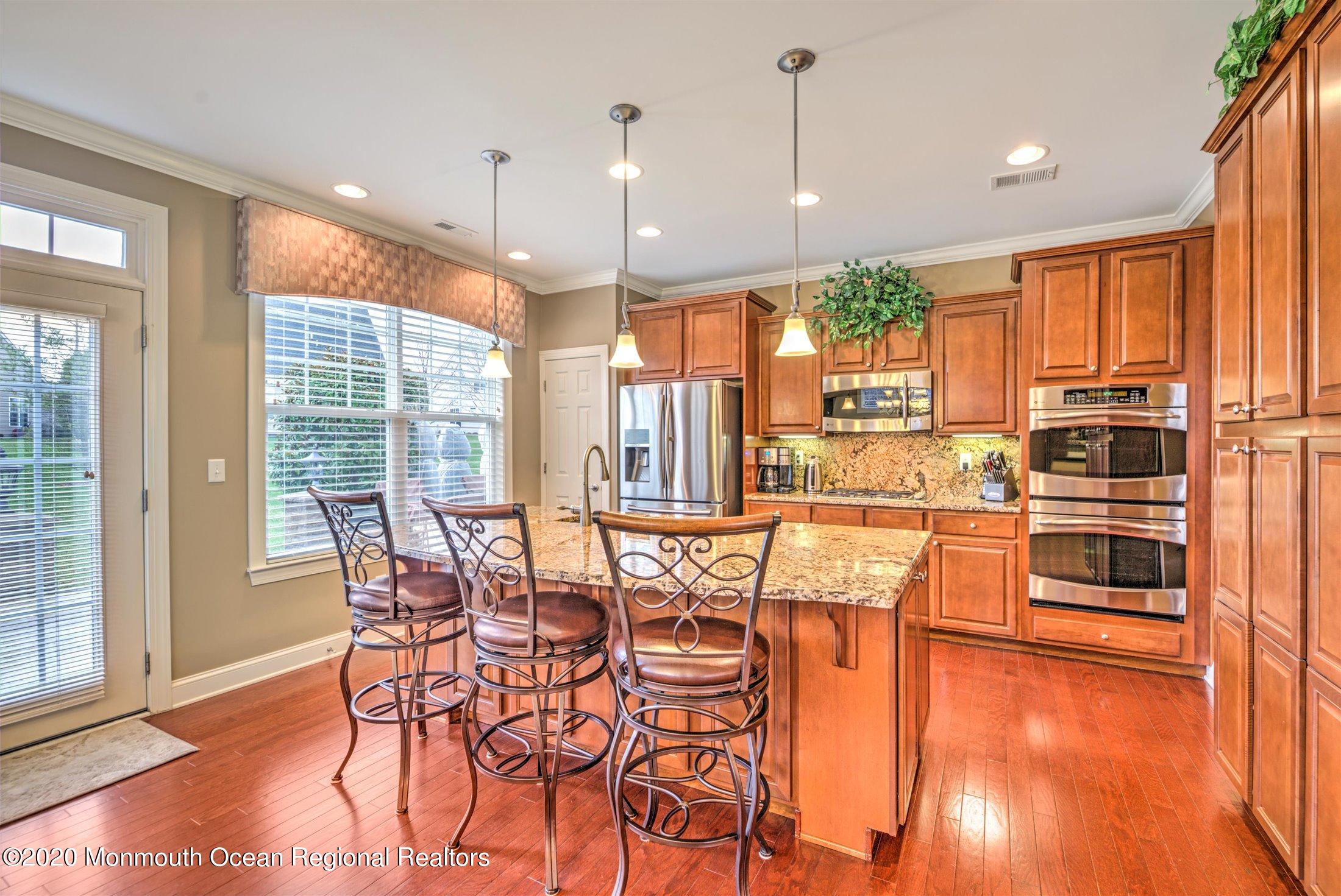 22 Day Star Road Manalapan, NJ 07726 - Photo 14 of 66 KITCHEN
