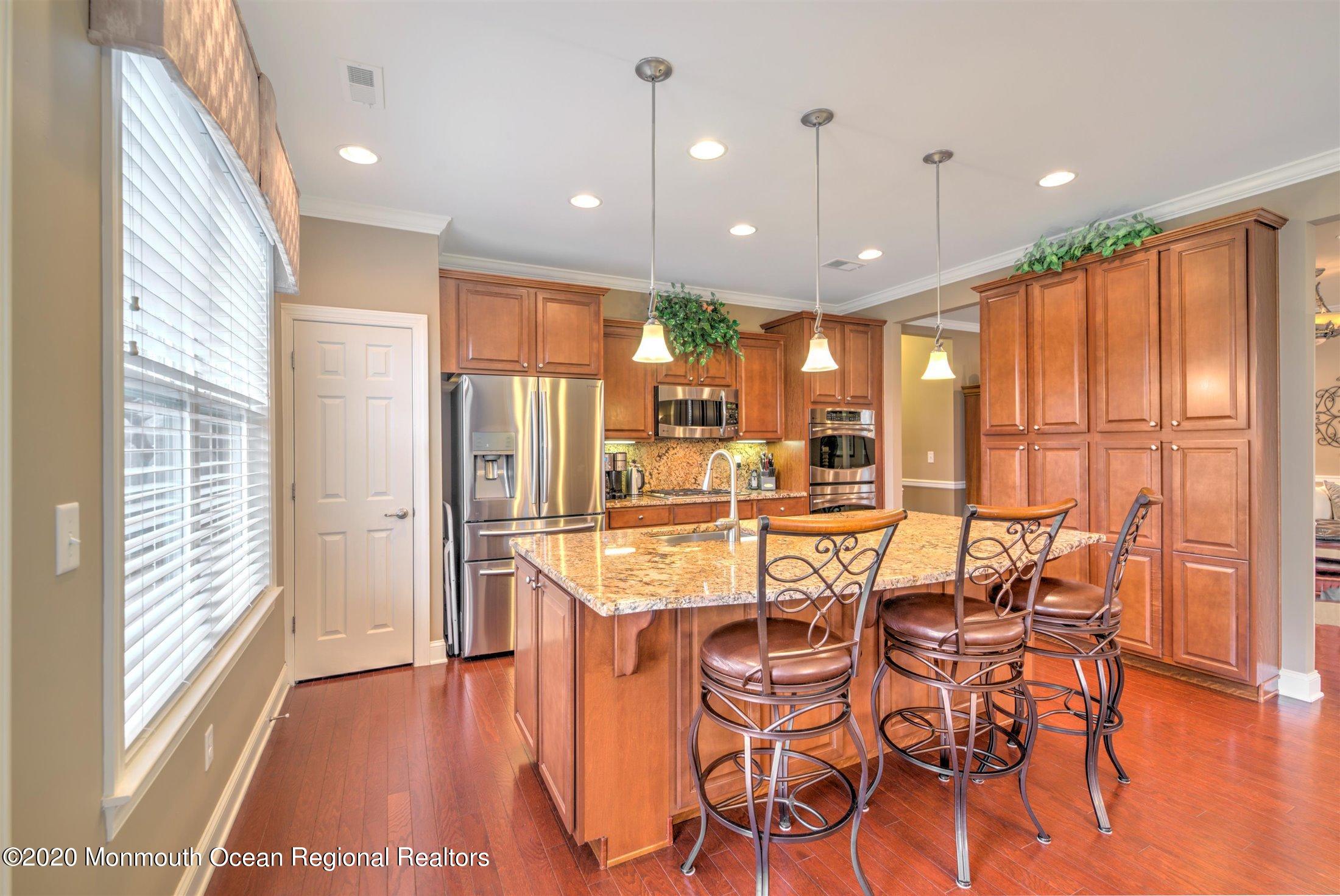 22 Day Star Road Manalapan, NJ 07726 - Photo 15 of 66 KITCHEN