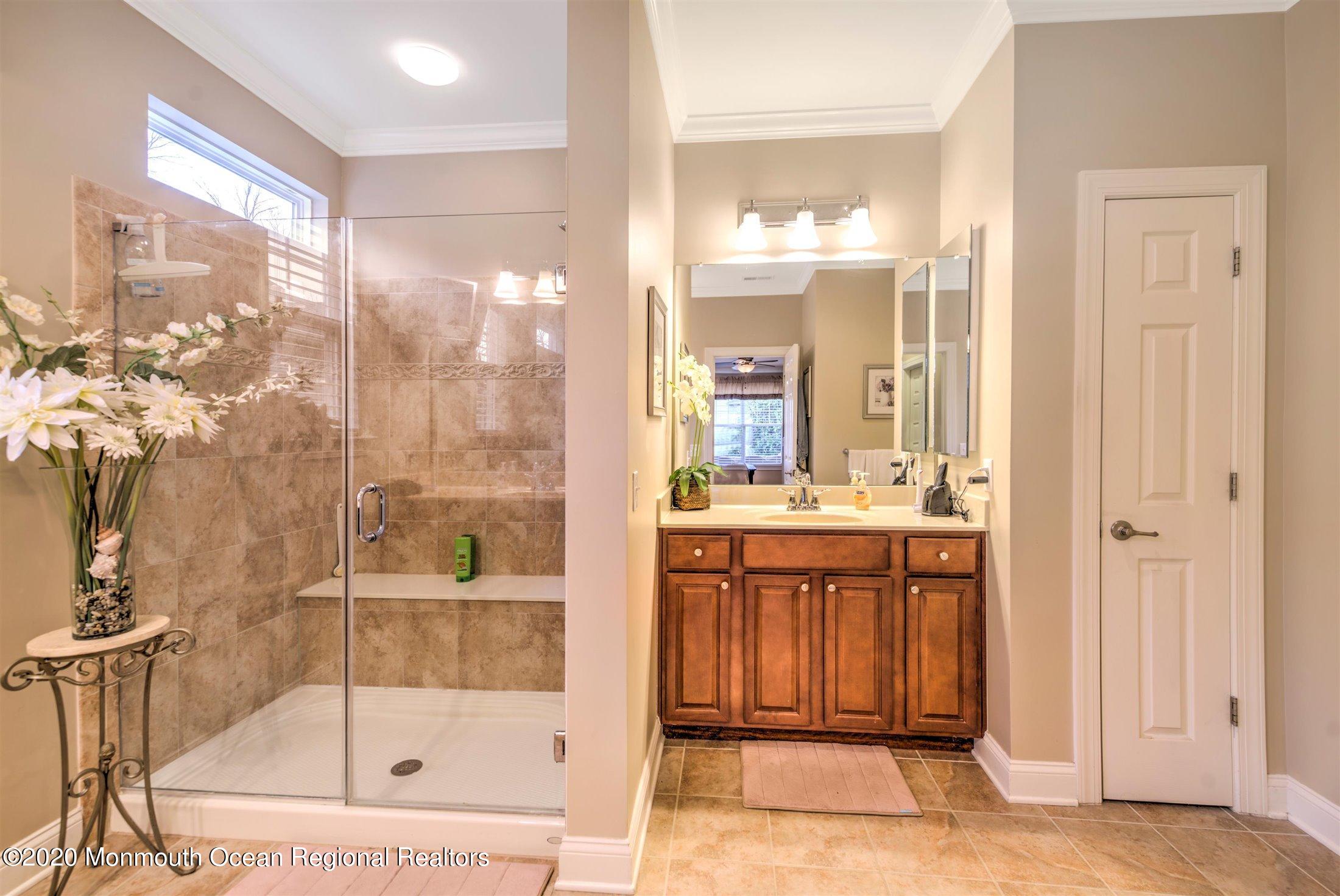 22 Day Star Road Manalapan, NJ 07726 - Photo 25 of 66 MASTER BATHROOM