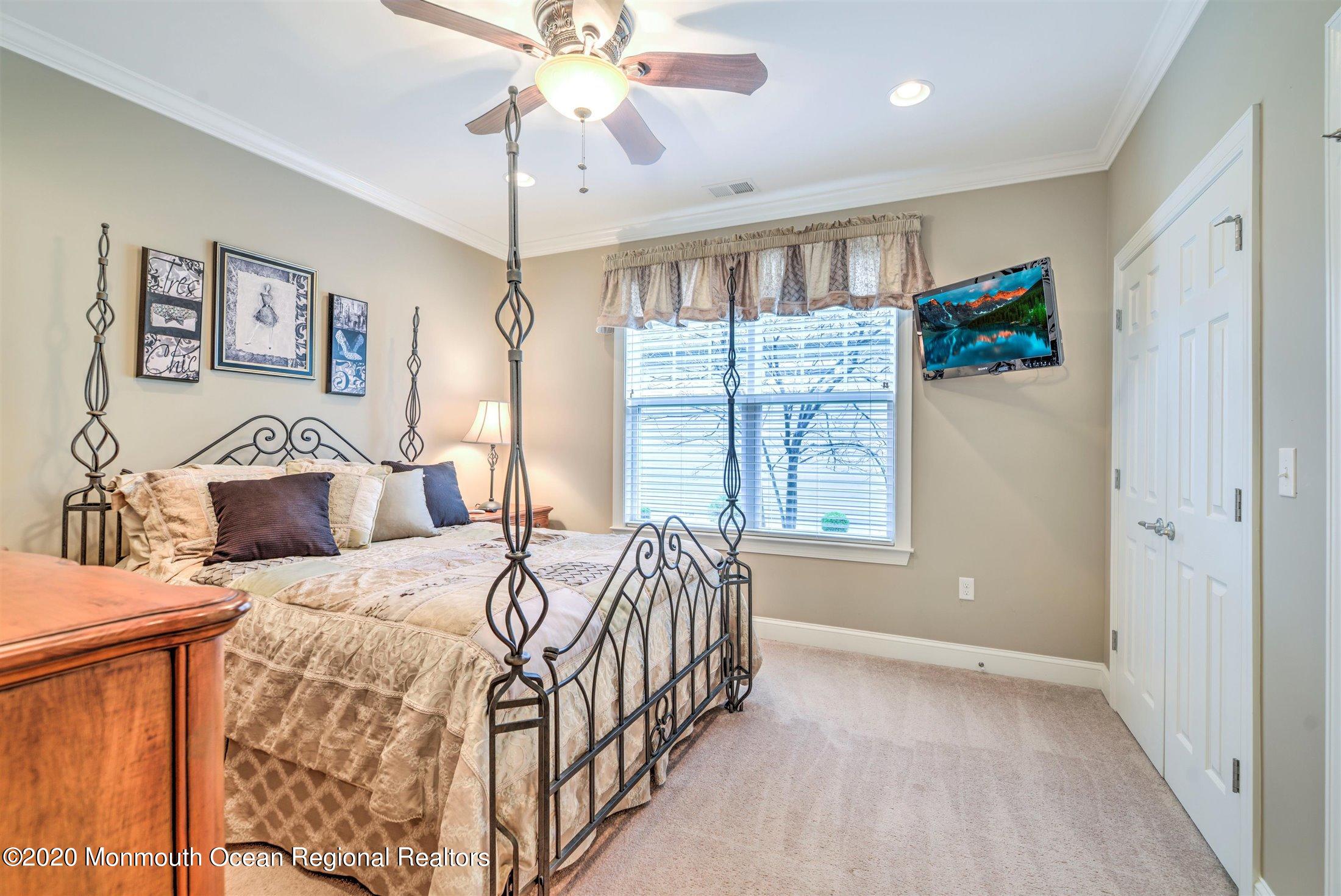 22 Day Star Road Manalapan, NJ 07726 - Photo 29 of 66 BEDROOM