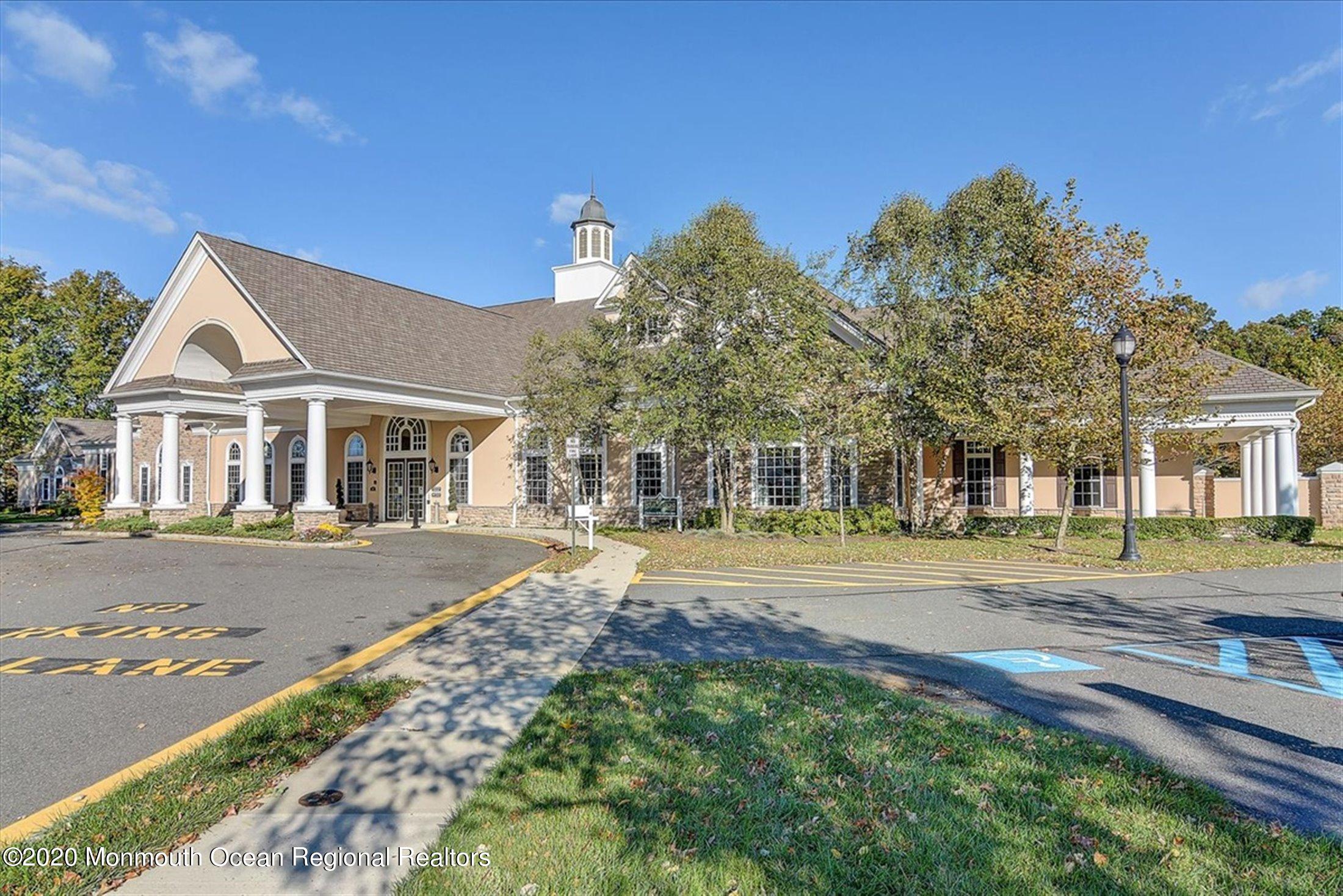 22 Day Star Road Manalapan, NJ 07726 - Photo 47 of 66 AMENITIES