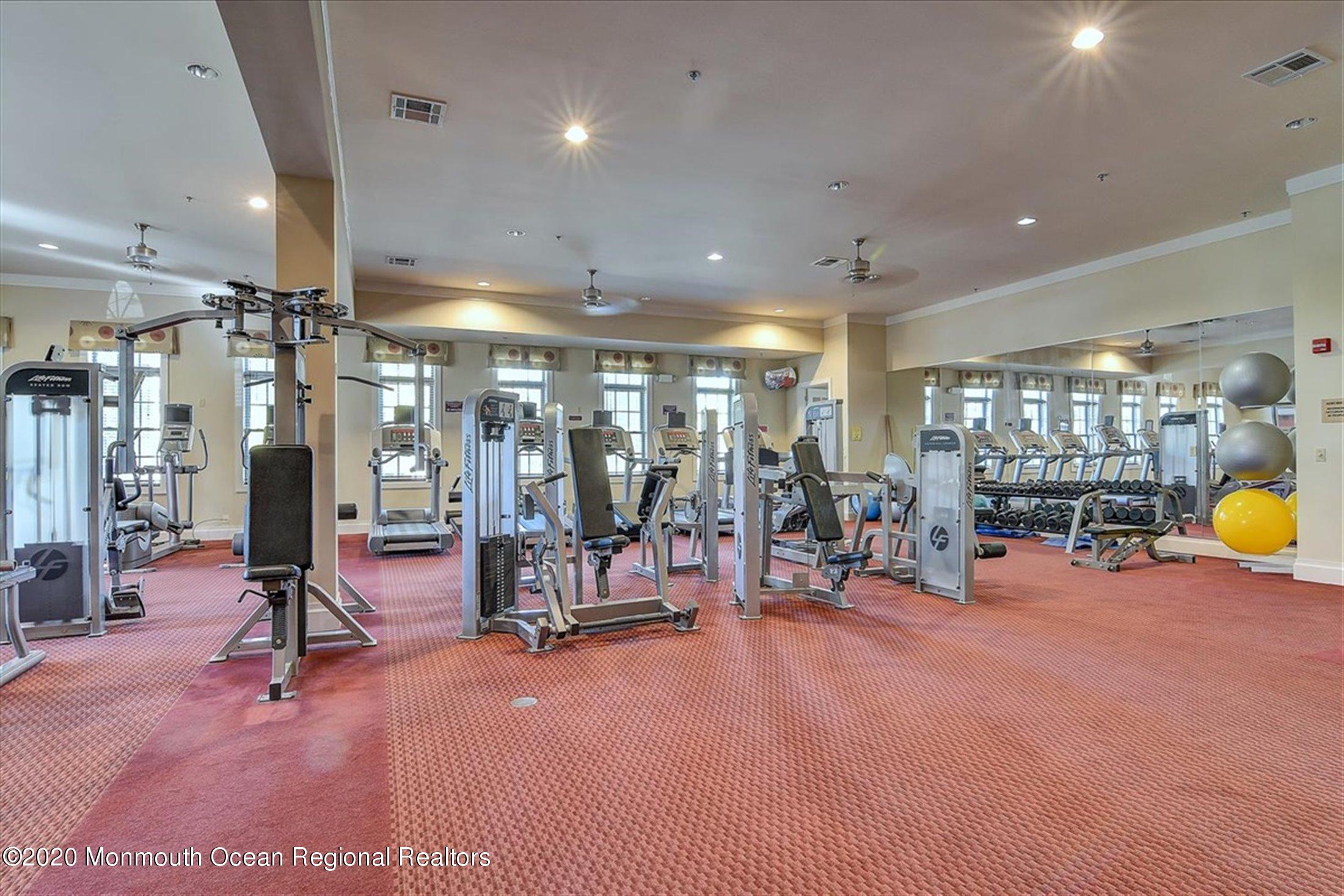 22 Day Star Road Manalapan, NJ 07726 - Photo 57 of 66 AMENITIES