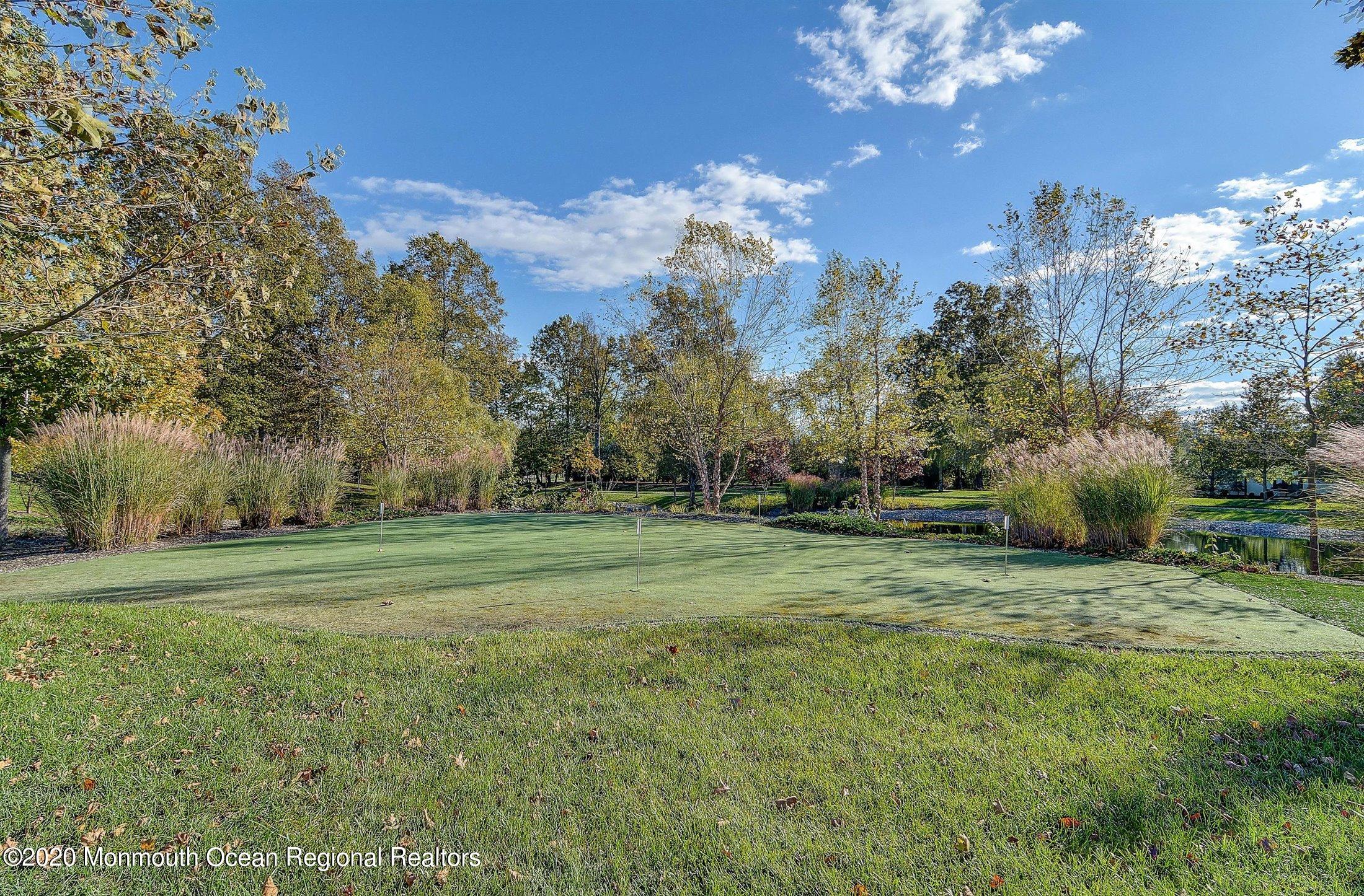 22 Day Star Road Manalapan, NJ 07726 - Photo 65 of 66 AMENITIES