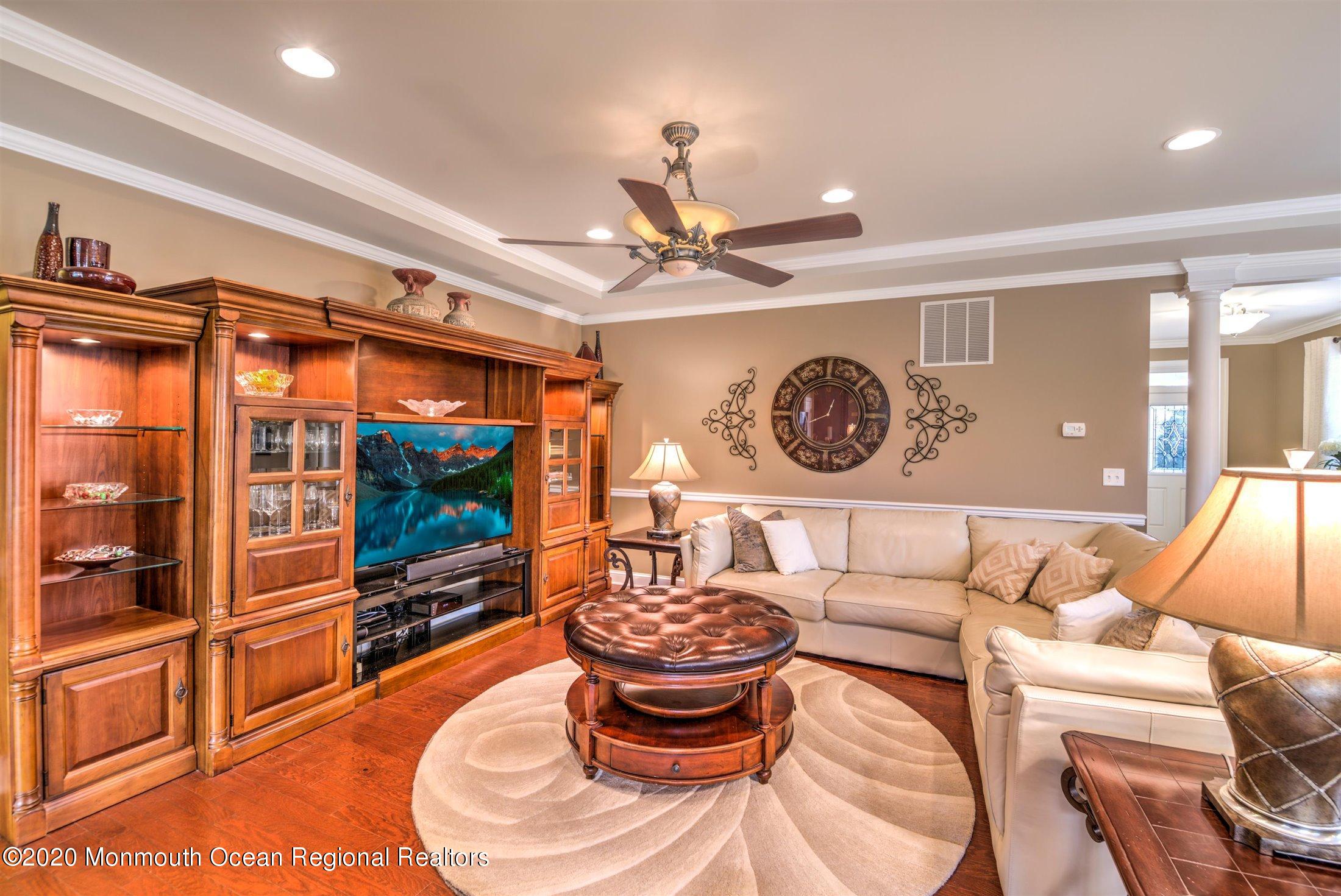 22 Day Star Road Manalapan, NJ 07726 - Photo 8 of 66 LIVING ROOM
